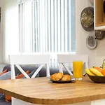 Orchid House- Near Watford Junction