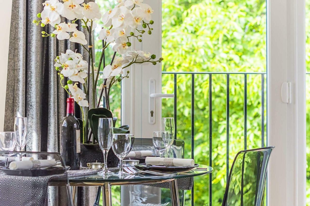 Orchid House- Near Watford Junction Apartment
